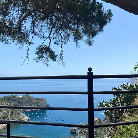 Le Ancorette Giardini Naxos